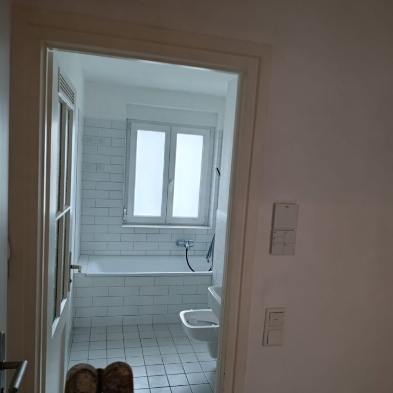 WG Zimmer Stengelstrasse 19 Badezimmer 2 768x768